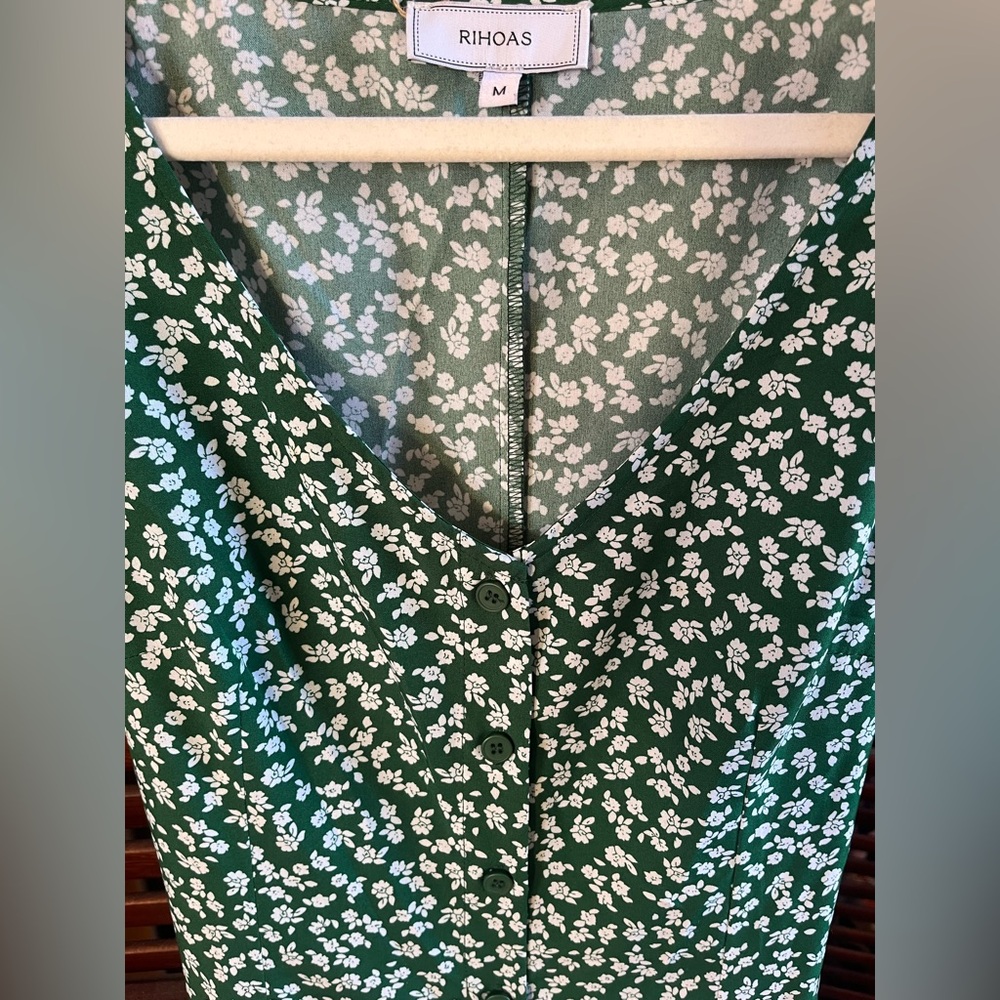 Rihoas green floral dress, Medium